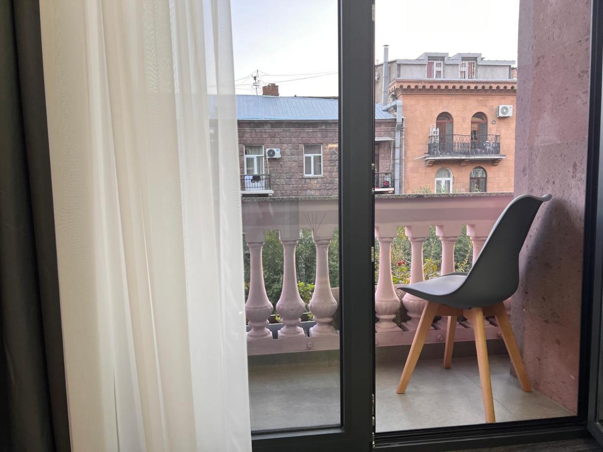 Tumanyan Apartments Ереван Экстерьер фото